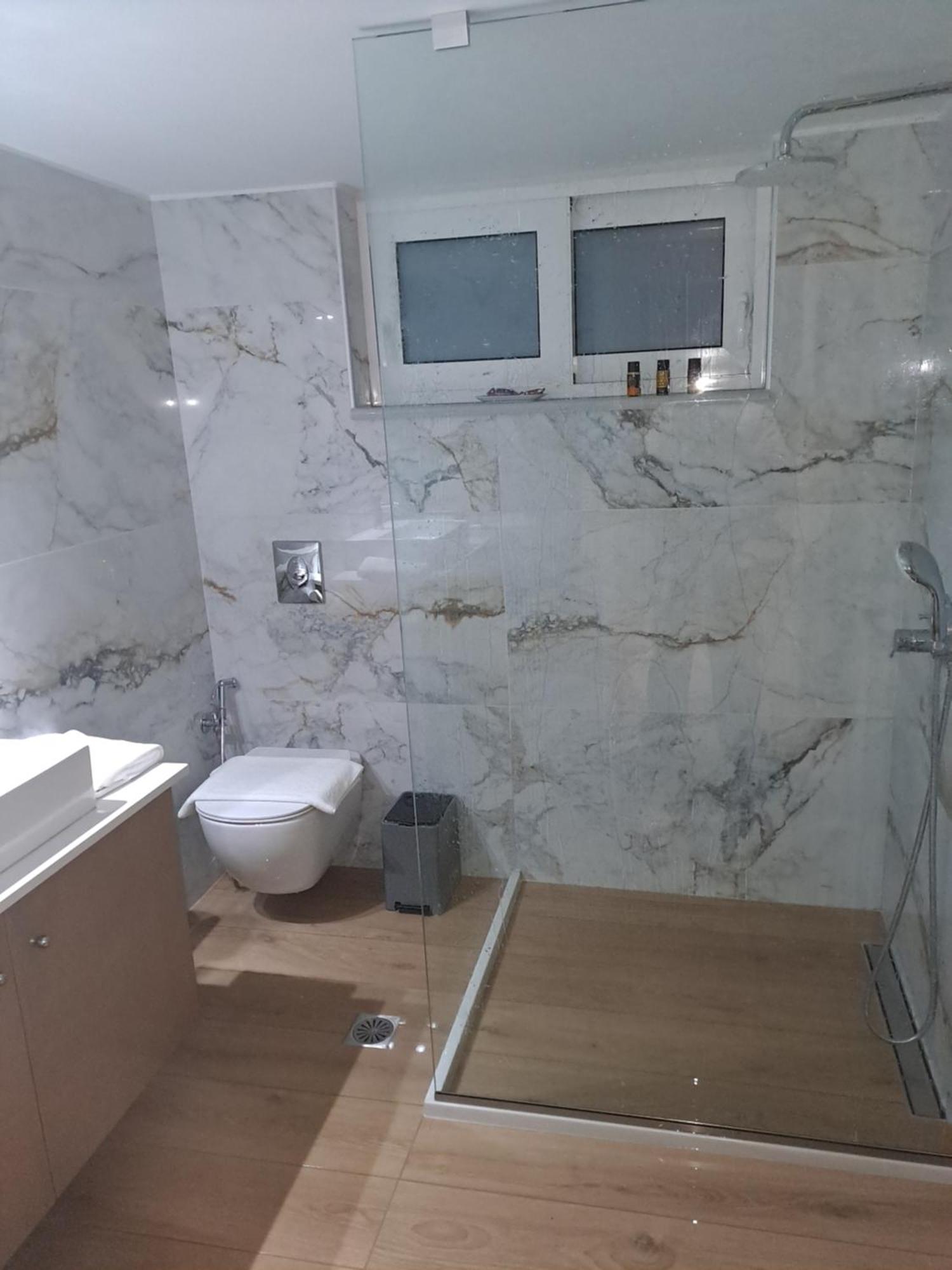 Katakis Luxury Apartment Chania  Bagian luar foto
