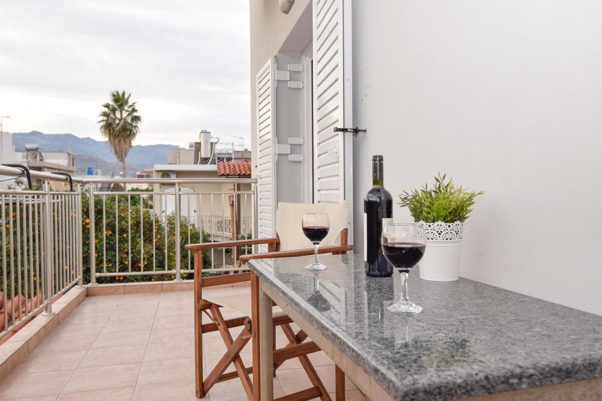 Katakis Luxury Apartment Chania  Bagian luar foto