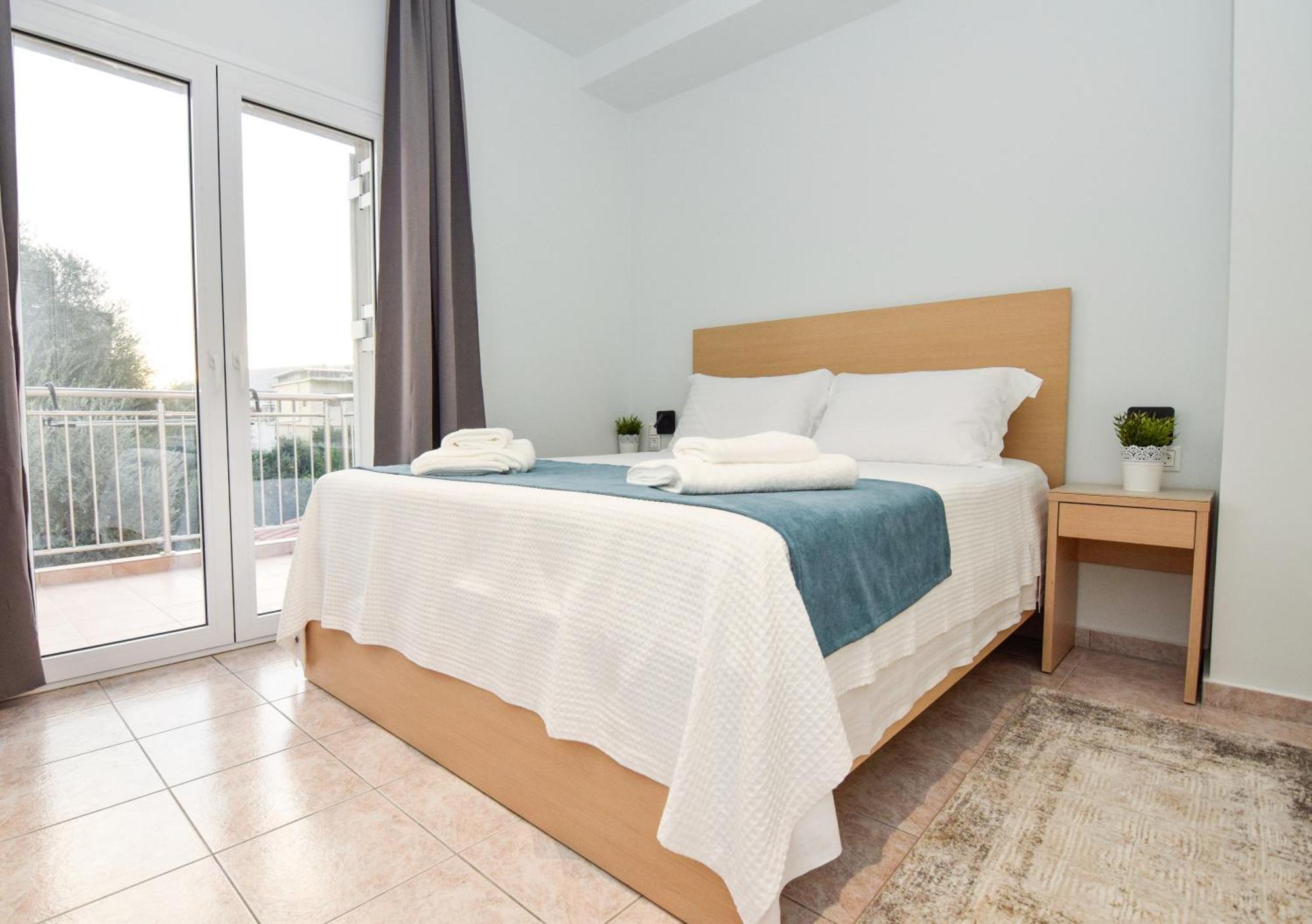 Katakis Luxury Apartment Chania  Bagian luar foto