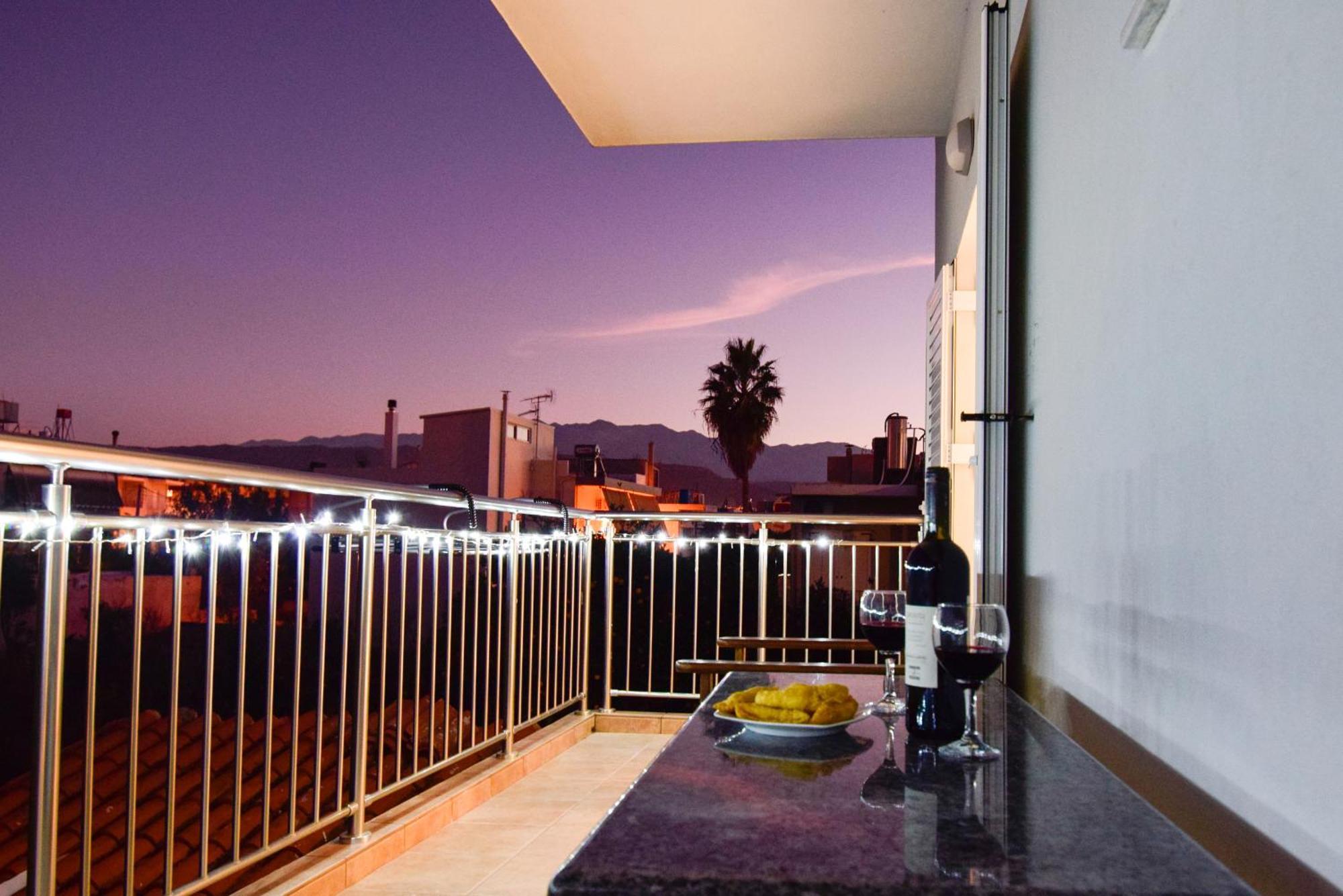 Katakis Luxury Apartment Chania  Bagian luar foto