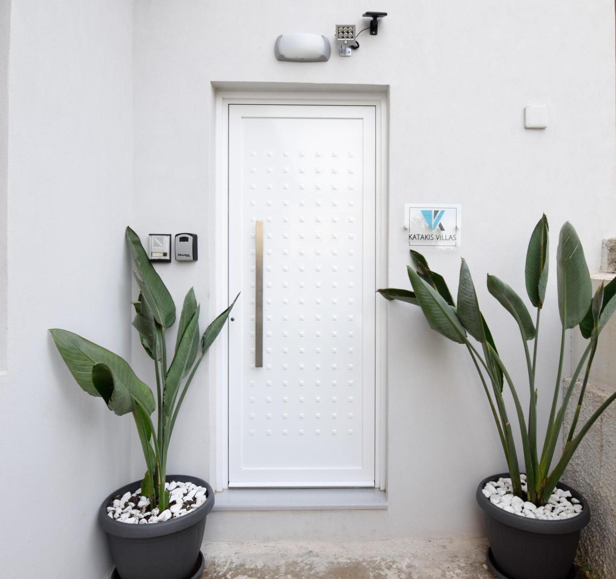 Katakis Luxury Apartment Chania  Bagian luar foto